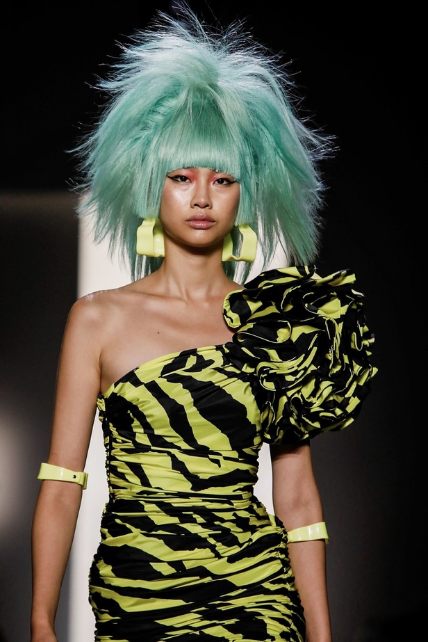 اسبوع الموضة في نيويورك 2019 ازياء JEREMY SCOTT الفاخرة لربيع و صيف 2020  