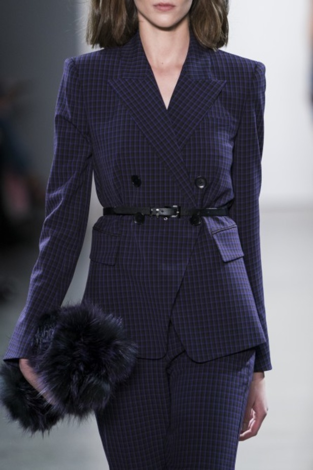 عرض أزياء إيلي تاهاري لخريف وشتاء 2019