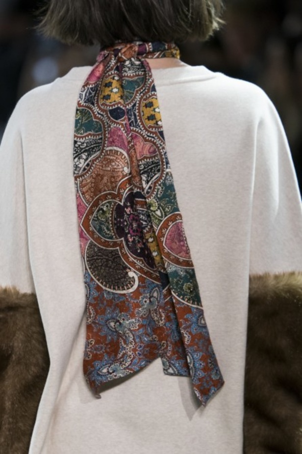 عرض أزياء إيلي تاهاري لخريف وشتاء 2019