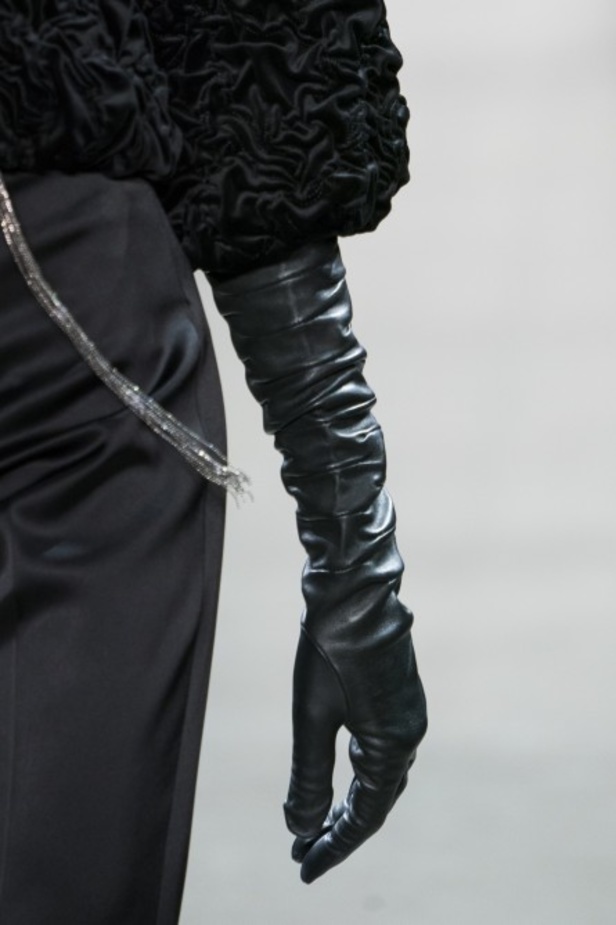 عرض أزياء إيلي تاهاري لخريف وشتاء 2019