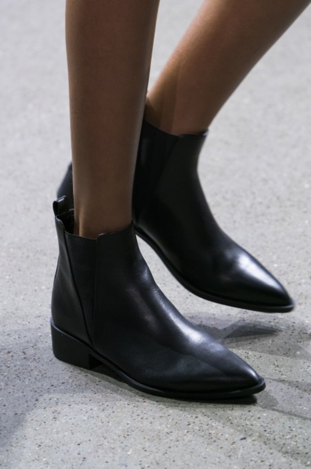 عرض أزياء إيلي تاهاري لخريف وشتاء 2019