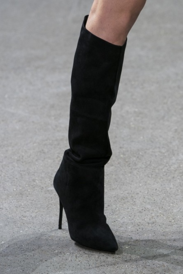 عرض أزياء إيلي تاهاري لخريف وشتاء 2019