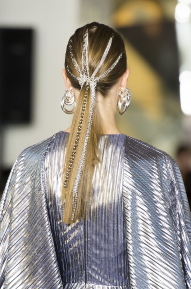 مجموعة Christian Siriano  للألبسة الجاهزة لموسم خريف 2019