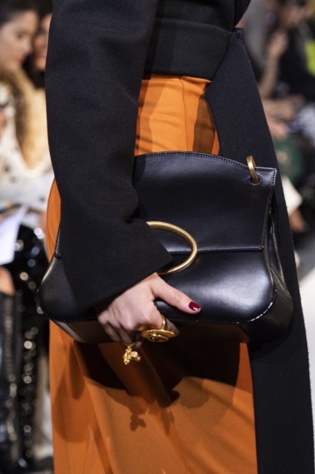 مجموعة Oscar de la Renta لخريف 2019