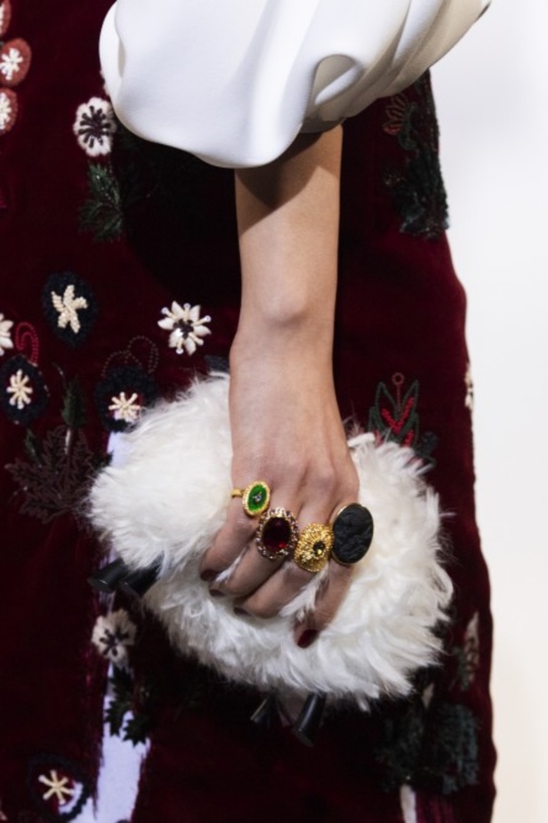 مجموعة Oscar de la Renta لخريف 2019