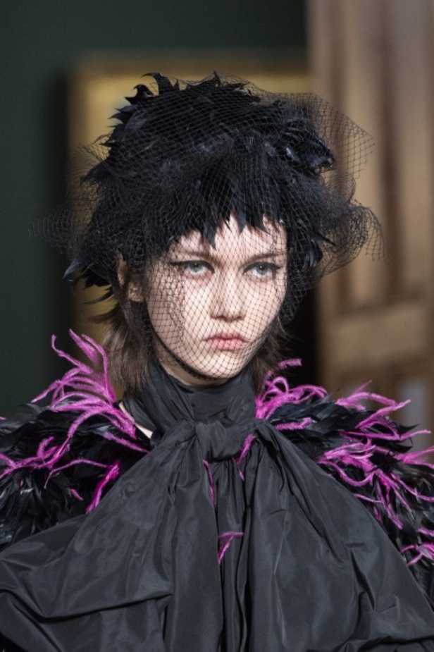 مجموعة  Simone Rocha لخريف 2019