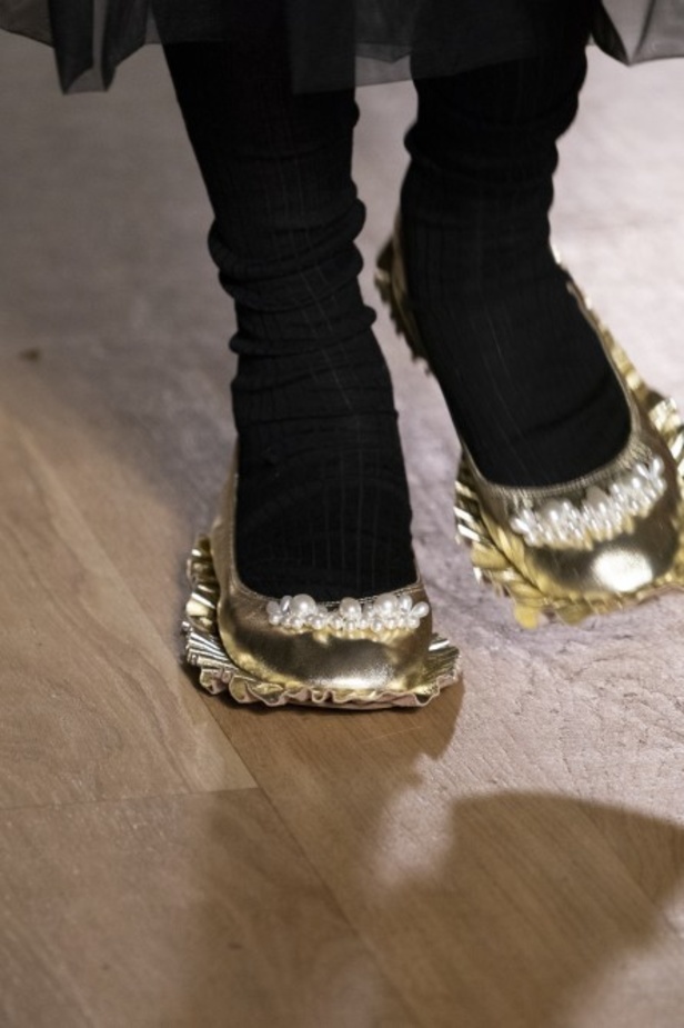 مجموعة  Simone Rocha لخريف 2019