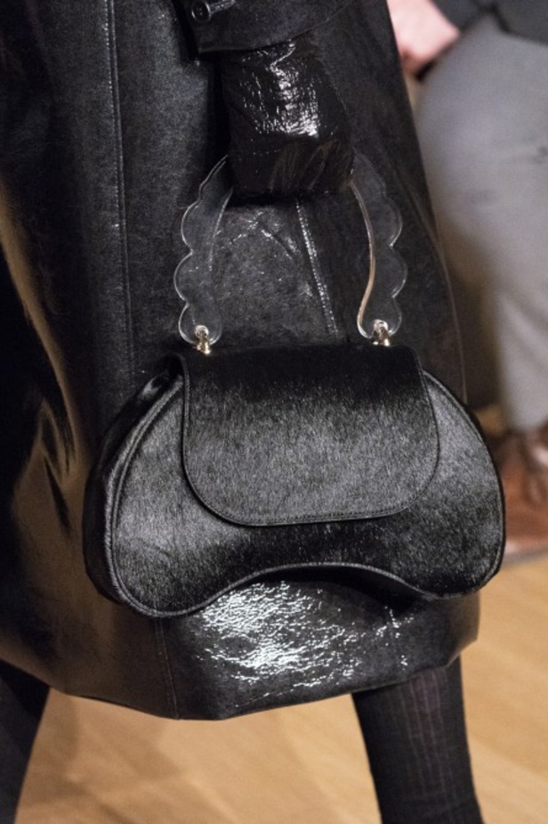 مجموعة  Simone Rocha لخريف 2019