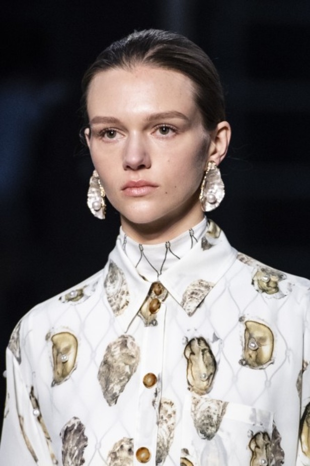 مجموعة Burberry  للألبسة الجاهزة لخريف و شتاء 2019