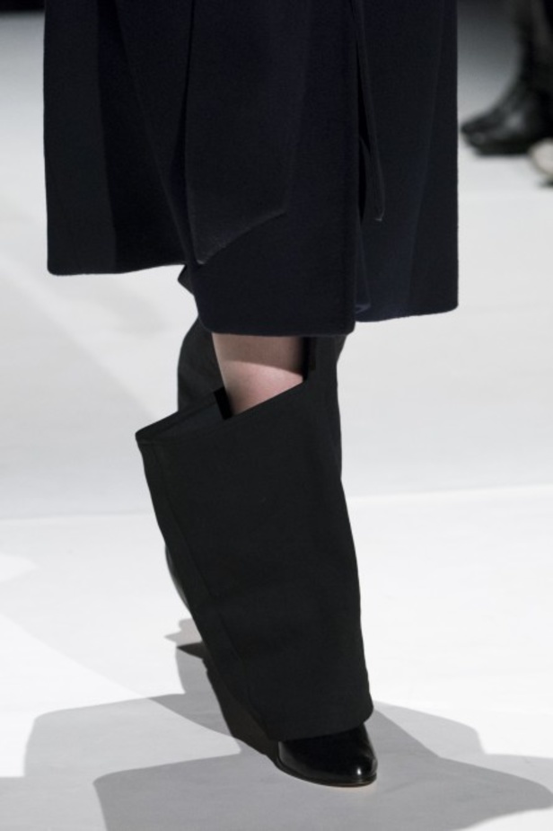 مجموعة Chalayan  للألبسة الجاهزة لخريف 2019