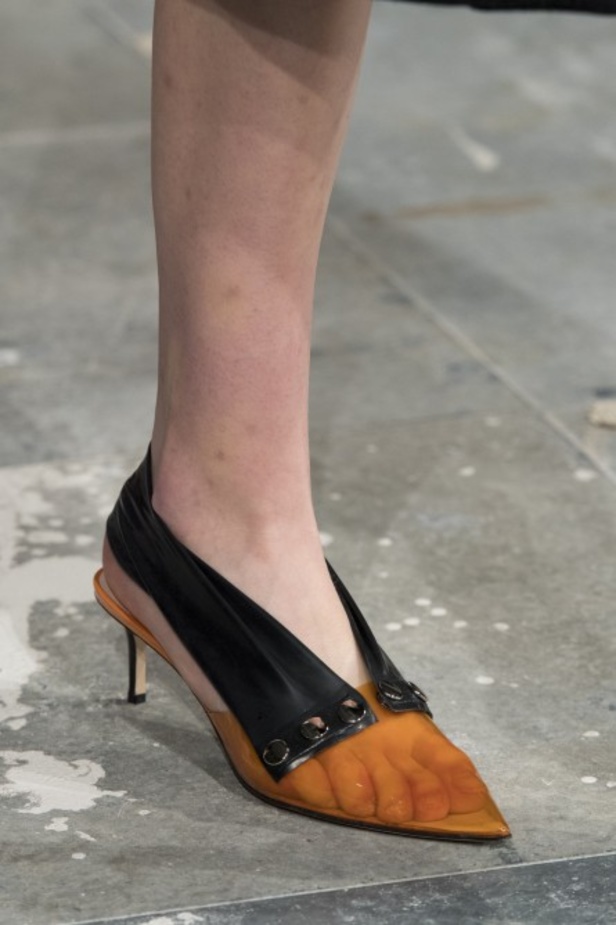 مجموعة Christopher Kane لخريف 2019