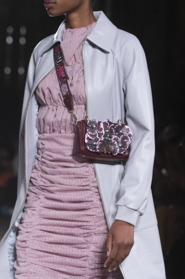 مجموعة AIGNER  للألبسة الجاهزة لخريف و شتاء 2019