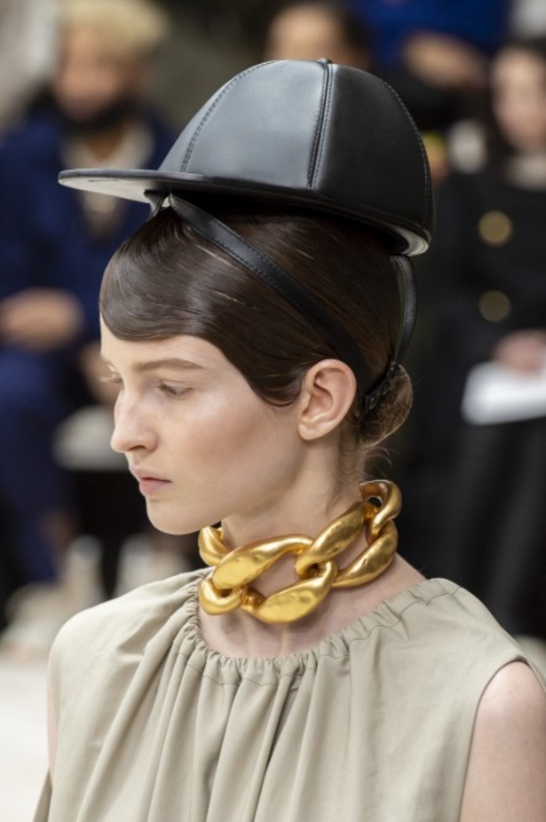 عرض أزياءJ.W. Anderson  لموسم خريف وشتاء 2019