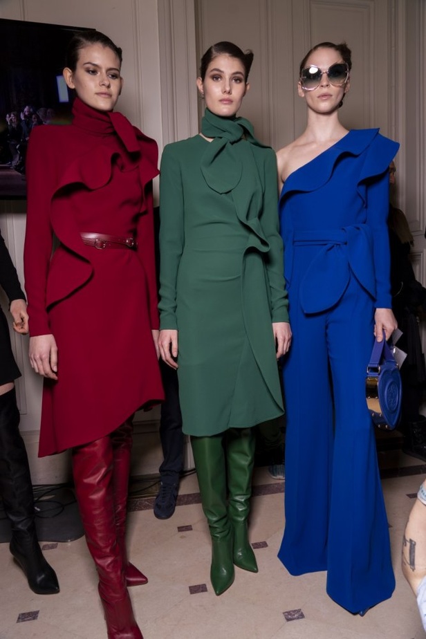 تصاميم كلاسيكية ومتنوعة من Elie Saab لخريف وشتاء 2019 