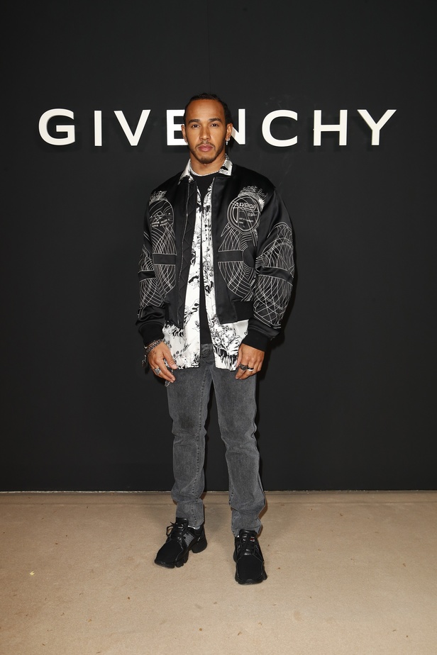 مجموعة Givenchy  للألبسة الجاهزة لخريف 2019