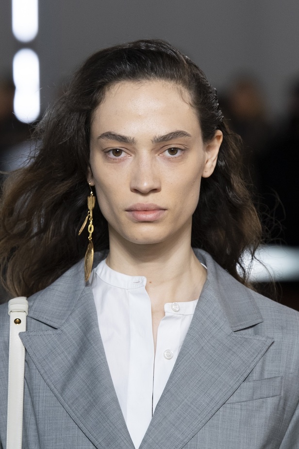 مجموعة Giambattista Valli للألبسة الجاهزة لخريف 2019