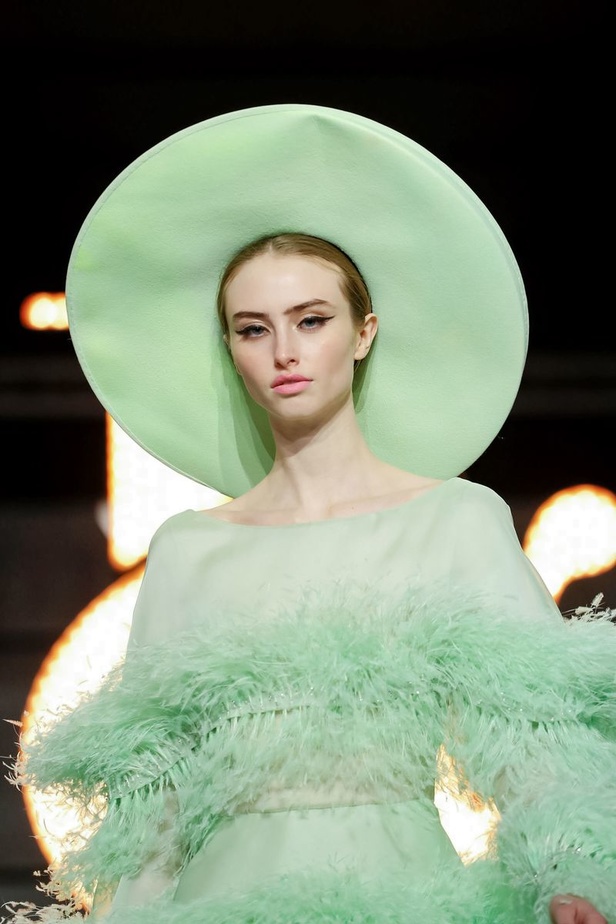 مجموعة رالف أند روسو للهوت كوتور لموسم ربيع وصيف 2019