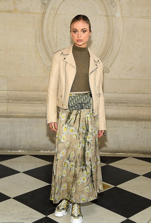 عرض أزياء Christian Dior للهوت كوتور لربيع وصيف 2019 !