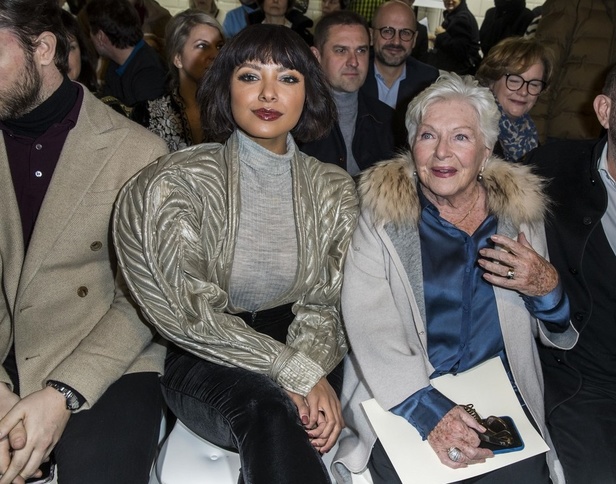 مجموعة الألبسة الراقية من جان بول غوتييه لربيع 2019