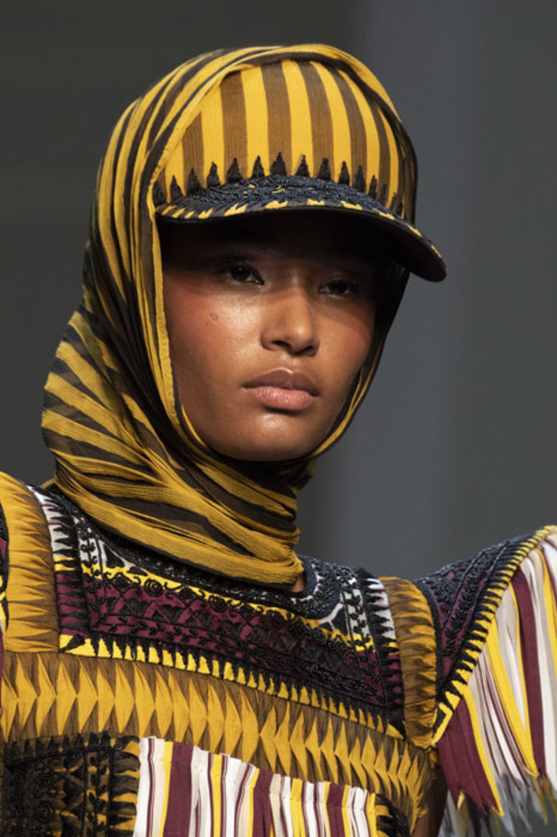 مجموعة الألبسة الراقية من جان بول غوتييه لربيع 2019