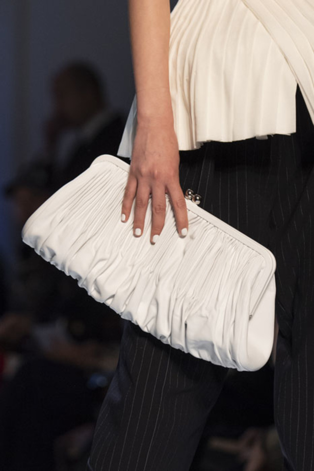 مجموعة الألبسة الراقية من جان بول غوتييه لربيع 2019