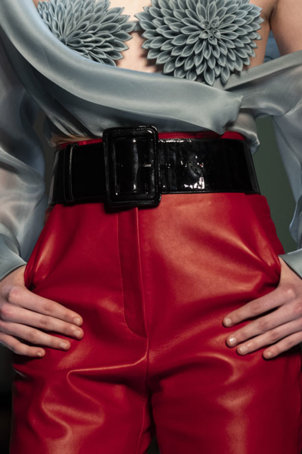 مجموعة الألبسة الراقية من جان بول غوتييه لربيع 2019