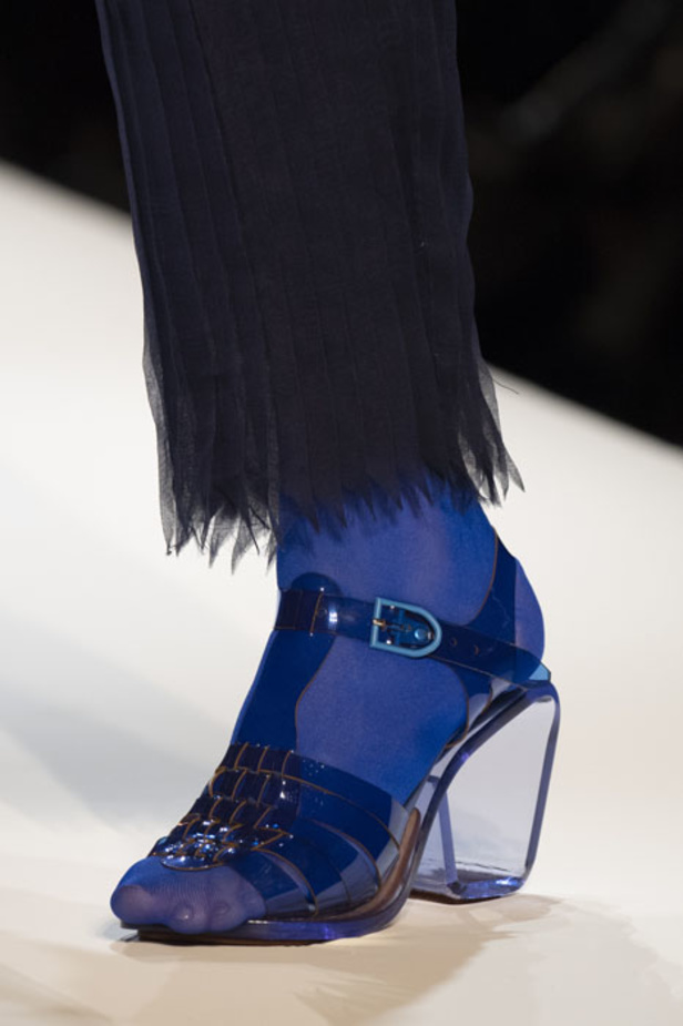 مجموعة الألبسة الراقية من جان بول غوتييه لربيع 2019