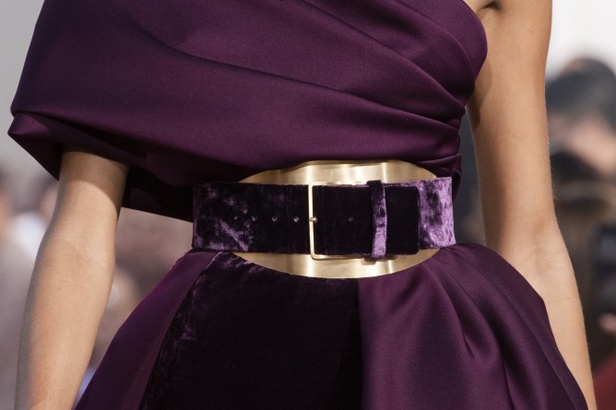 مجموعة إيلي صعب للأزياء الفاخرة لخريف وشتاء 2020 من وحي الصين