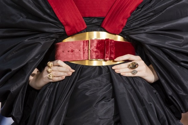 مجموعة إيلي صعب للأزياء الفاخرة لخريف وشتاء 2020 من وحي الصين