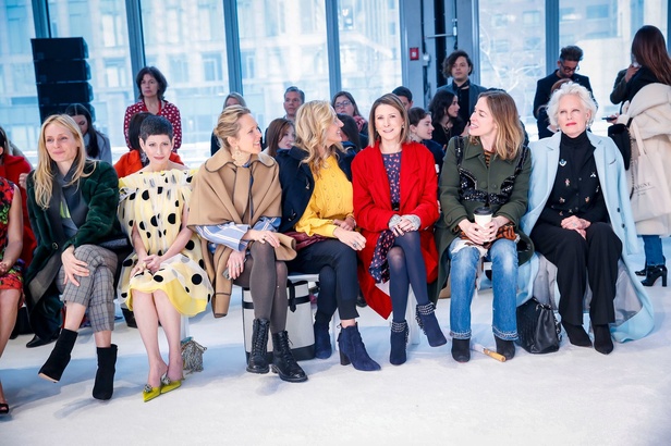 فساتين كارولينا هيريرا لخريف وشتاء 2020-2021 من اسبوع الموضة في نيويورك