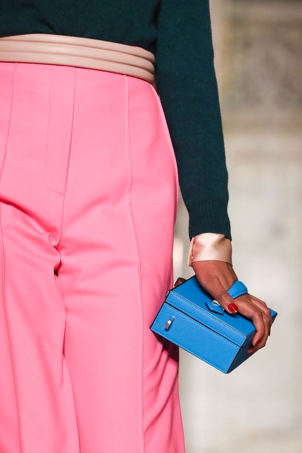 مجموعة اوسكار دي لارنتا من اسبوع الموضة في نيويورك 2020 