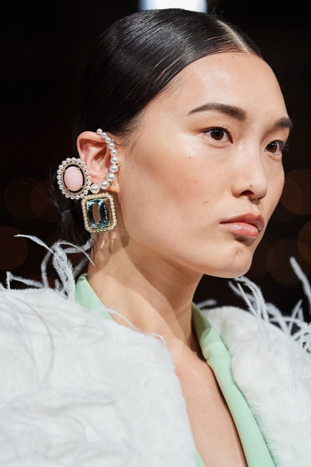 فساتين PRABAL GURUNG لخريف وشتاء2020/2021  