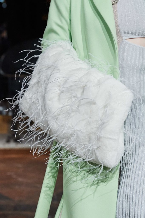 فساتين PRABAL GURUNG لخريف وشتاء2020/2021  