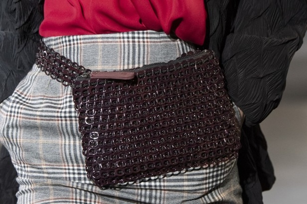 مجموعة الالبسة الجاهزة من Roland Mouret لخريف وشتاء 2020-2021