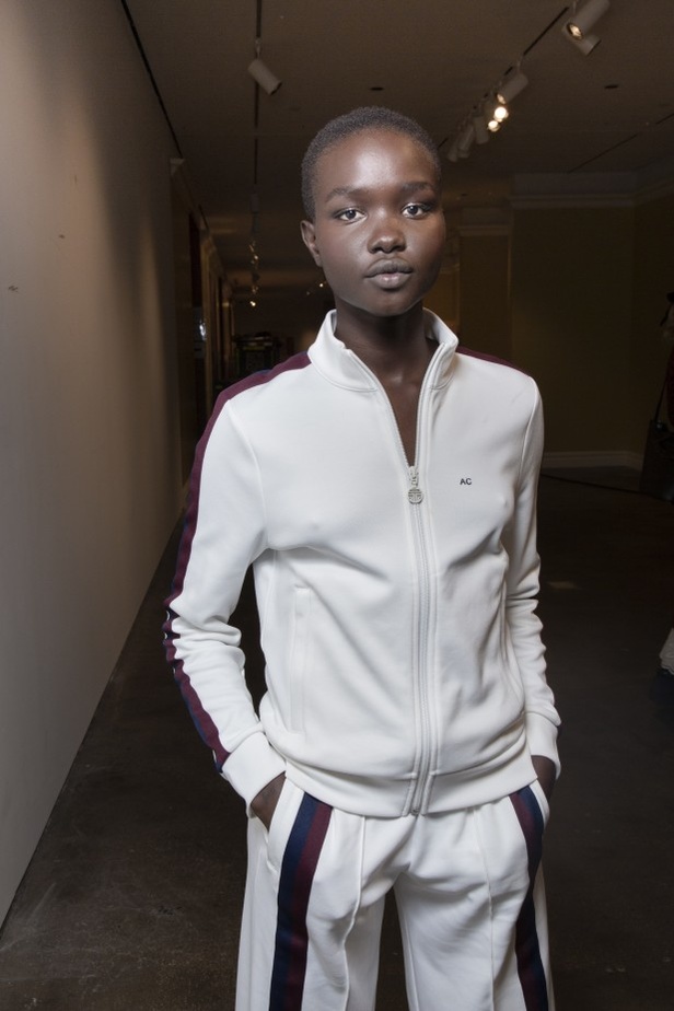 اكسسوارات TORY BURCH الفاخرة من اسبوع الموضة في نيويورك 2020