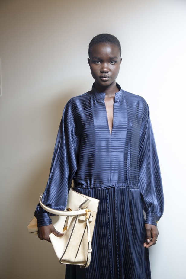 اكسسوارات TORY BURCH الفاخرة من اسبوع الموضة في نيويورك 2020