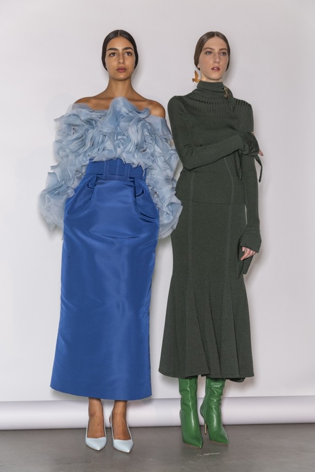 فساتين كارولينا هيريرا لخريف وشتاء 2020-2021 من اسبوع الموضة في نيويورك