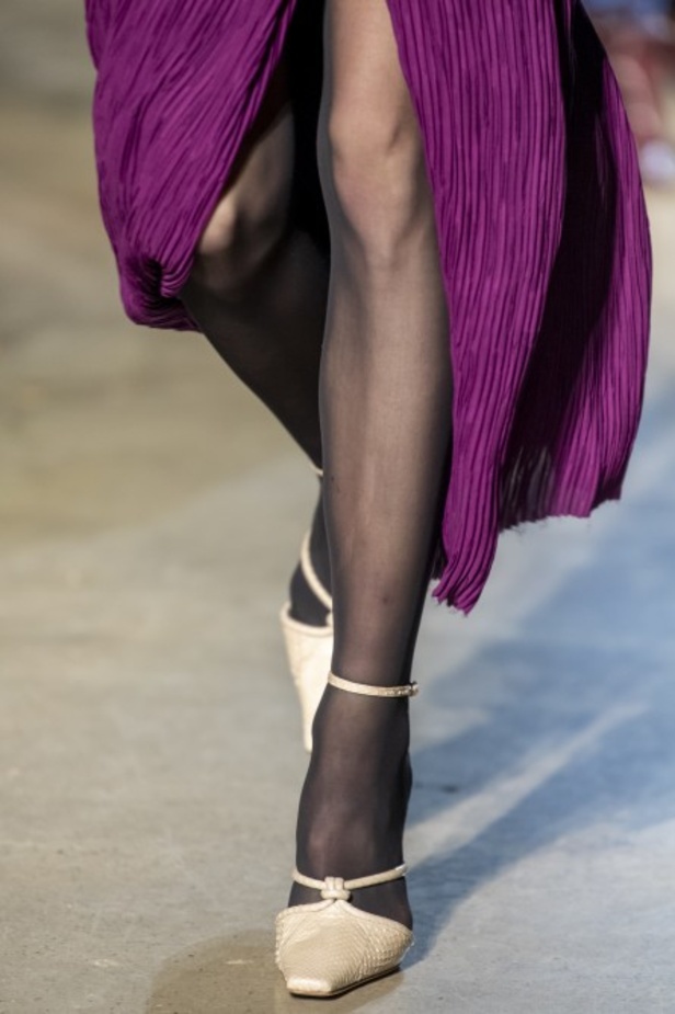 ازياء JASON WU  الجاهزة لخريف وشتاء 2020/2021 من نيويورك 