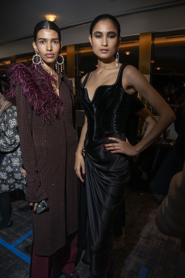 فساتين PRABAL GURUNG لخريف وشتاء2020/2021  