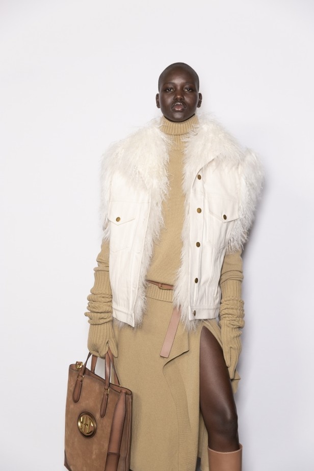  ازياء MICHAEL KORS لخريف وشتاء 2020-2021 خلال اسبوع الموضة في نيويورك 