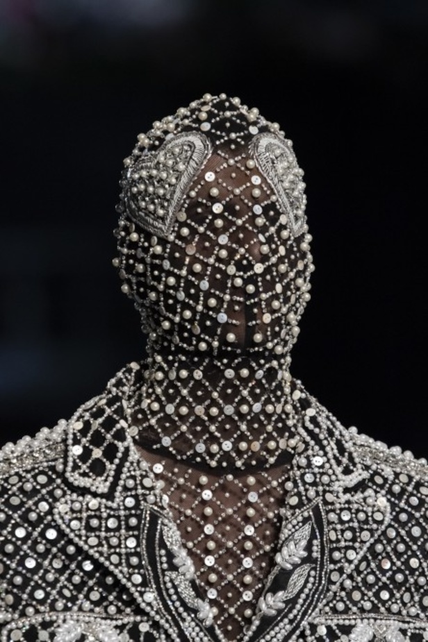 عرض أزياء Richard Quinn لخريف وشتاء 2020-2021