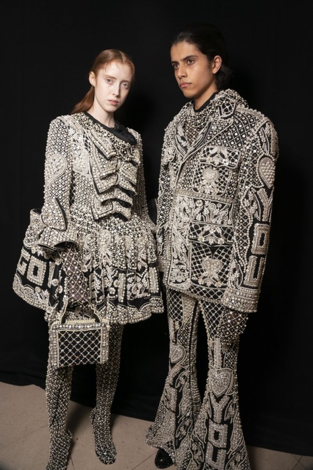 عرض أزياء Richard Quinn لخريف وشتاء 2020-2021