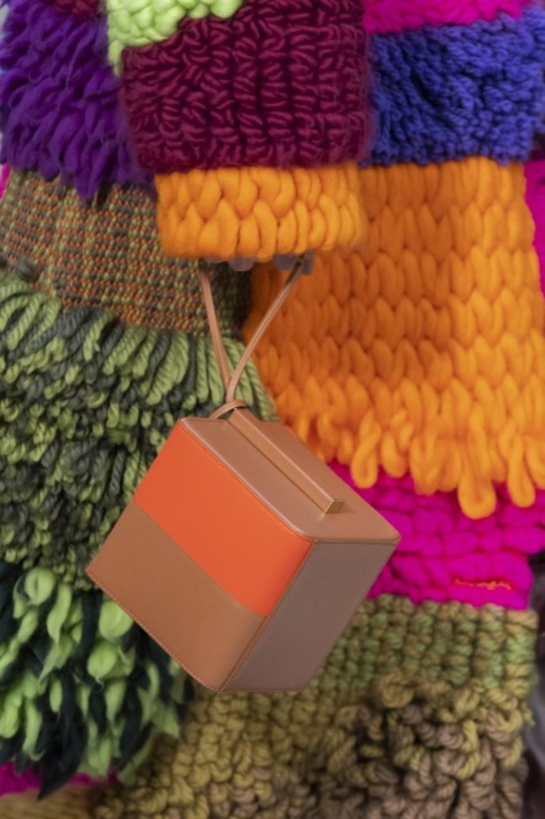 ازياء ROKSANDA لخريف وشتاء 2020-2021 خلال اسبوع الموضة في لندن   