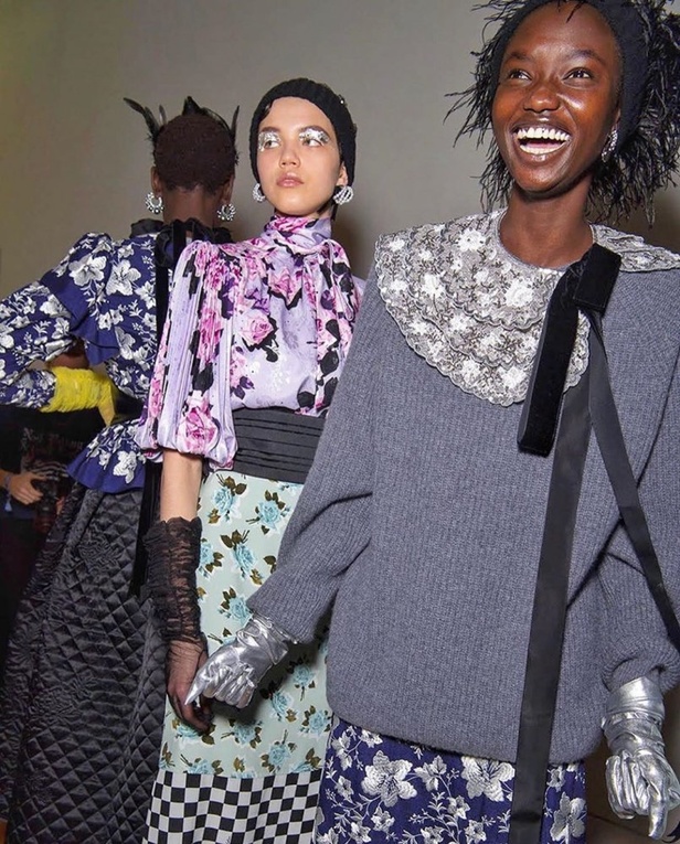 مجموعة erdem للالبسة الجاهزة من اسبوع الموضة في لندن  2020 