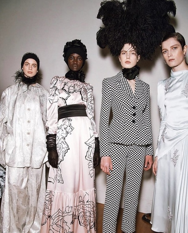 مجموعة erdem للالبسة الجاهزة من اسبوع الموضة في لندن  2020 