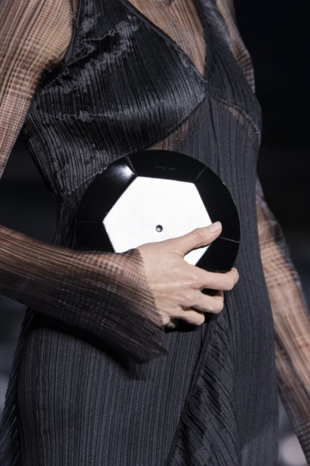 مجموعة بربري لخريف وشتاء 2020-2021 من اسبوع الموضة في لندن