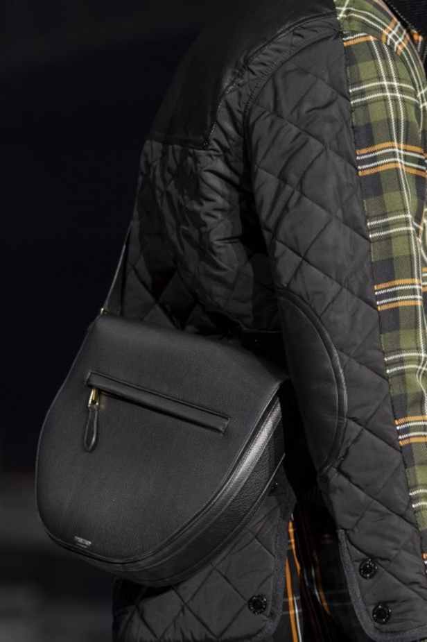 مجموعة بربري لخريف وشتاء 2020-2021 من اسبوع الموضة في لندن