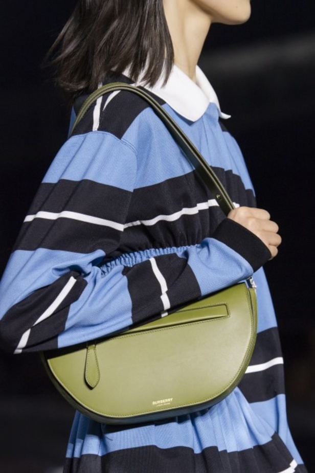 مجموعة بربري لخريف وشتاء 2020-2021 من اسبوع الموضة في لندن