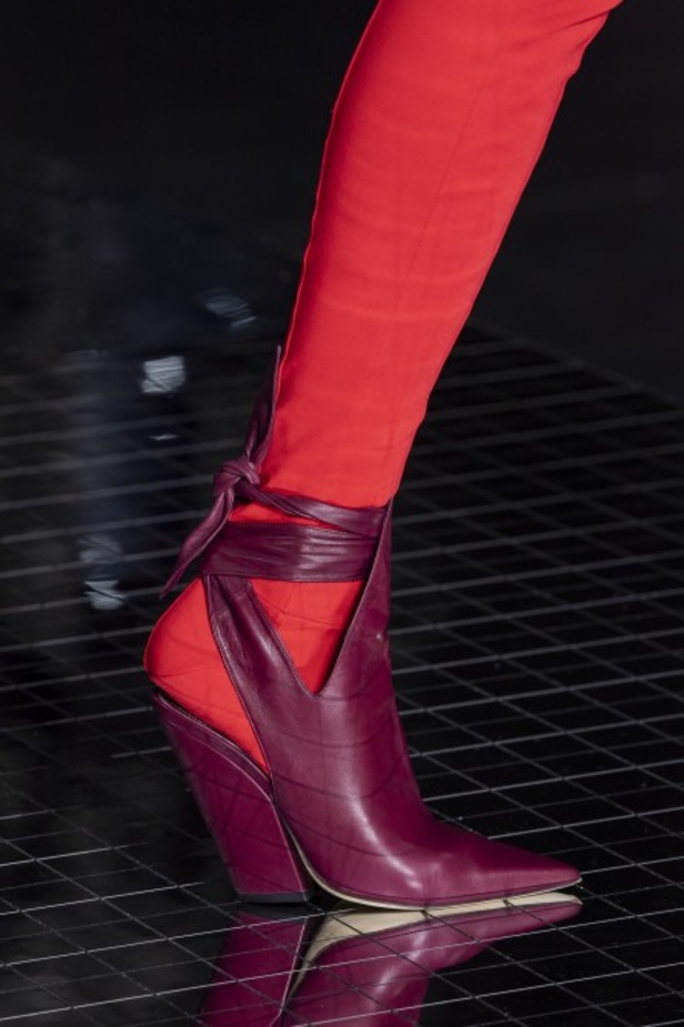 مجموعة بربري لخريف وشتاء 2020-2021 من اسبوع الموضة في لندن