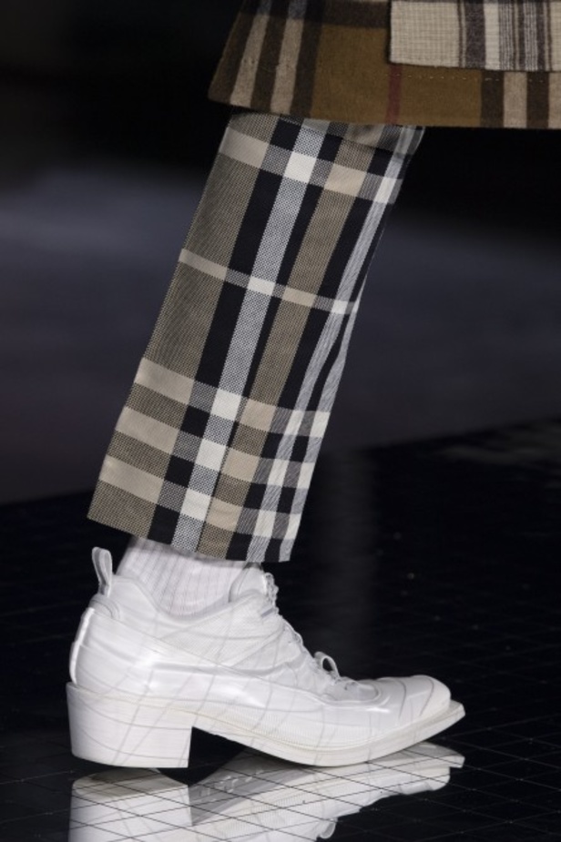 مجموعة بربري لخريف وشتاء 2020-2021 من اسبوع الموضة في لندن
